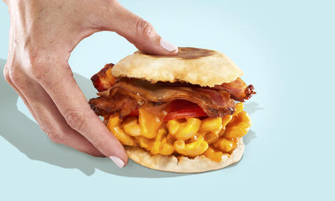 Ultra Cheesy Mac & Cheese Leftovers Sandwich